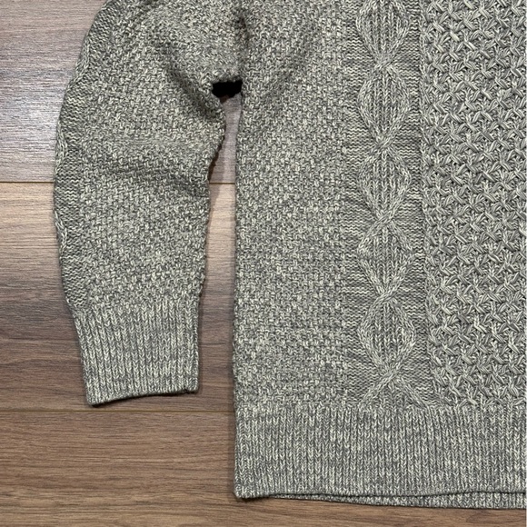 L.L.Bean Signature Fisherman Cable Knit Cotton Funnelneck Sweater Gray - Medium - Picture 11 of 14